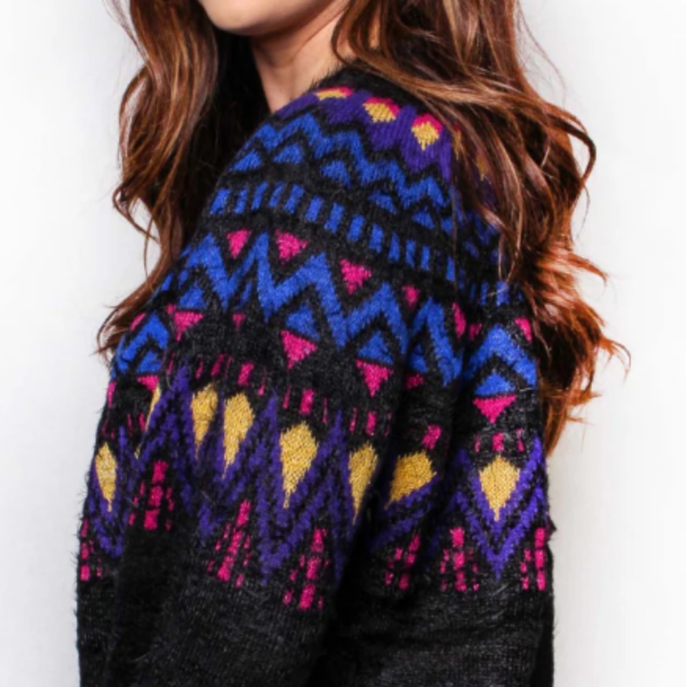 Time and true women's sweater